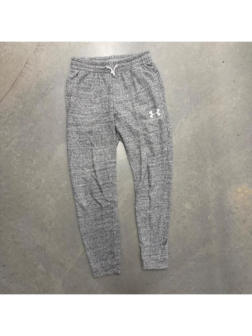 2000's Men's Under Armour Light Gray Athletic Cuffed Sweatpants Sized M